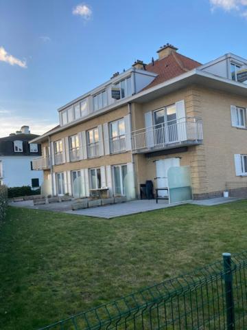 Christina Apartment Nieuwpoort Bagian luar foto